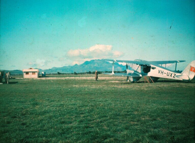 A.N.A. DH.89 Marika at Whitemark Aerodrome. Ca. 1937 [Brammall Family Collection]